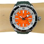 Breitling Superocean 42 A173751A1O1S1 (2024) - Orange dial 42 mm Steel case (2/8)