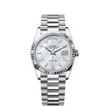 Rolex Day-Date 36 128236 (2025) - Wit wijzerplaat 36mm Platina (1/1)
