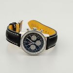 Breitling Navitimer AB0121 (2022) - Zwart wijzerplaat 43mm Staal (4/8)