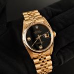 Rolex Datejust 36 16018 (1980) - Black dial 36 mm Yellow Gold case (1/8)