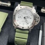 Panerai Luminor Submersible PAM01226 (2024) - Wit wijzerplaat 44mm Staal (4/8)