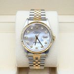 Rolex Datejust 36 16233 (2001) - Pearl dial 36 mm Gold/Steel case (3/8)