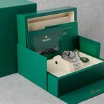 Rolex Submariner Date 126610LN (2026) - Black dial 41 mm Steel case (2/8)