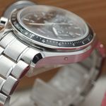 Omega Speedmaster Date 323.30.40.40.06.001 - (8/8)