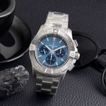 Breitling Avenger AB0147101C1A1 (Onbekend (willekeurig serienummer)) - Blauw wijzerplaat 44mm Staal (1/8)