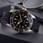 Tudor Black Bay S&G 79733N (2020) - Black dial 41 mm Steel case (2/8)