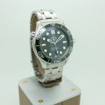 Omega Seamaster Diver 300 M 210.30.42.20.10.001 (2025) - Groen wijzerplaat 42mm Staal (2/8)