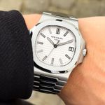 Patek Philippe Nautilus 5711/1A-011 (2014) - White dial 40 mm Steel case (7/8)