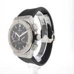 Hublot Classic Fusion Chronograph 521.NX.1171.RX (2022) - 45mm Titanium (2/6)