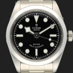 Tudor Black Bay 32 79580 (2024) - 32 mm Steel case (2/8)