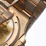 Patek Philippe Nautilus 5711/1R-001 (2017) - Bruin wijzerplaat 40mm Roségoud (7/8)