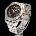 Breitling Chronomat 44 IB0110 (2020) - Black dial 44 mm Steel case (2/8)
