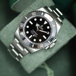 Rolex Submariner No Date 124060 (2025) - Black dial 41 mm Steel case (3/3)
