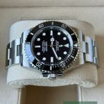 Rolex Submariner No Date 124060 (2025) - Black dial 41 mm Steel case (4/7)
