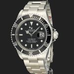 Rolex Submariner Date 16610 (2007) - Black dial 40 mm Steel case (1/8)