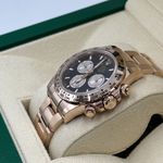 Rolex Daytona 126505 (2024) - Black dial 40 mm Rose Gold case (6/8)