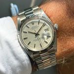 Rolex Datejust 1601/9 (1972) - Zilver wijzerplaat 36mm Witgoud (2/8)