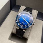 Oris Aquis Date 01 400 7769 4135-07 4 22 74FC (2023) - Blauw wijzerplaat 41mm Staal (3/8)