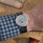Patek Philippe Perpetual Calendar 5139G (Unknown (random serial)) - Silver dial 39 mm White Gold case (2/8)