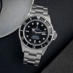Rolex Sea-Dweller 4000 16600 (2001) - Black dial 40 mm Steel case (1/8)