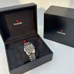 Tudor Black Bay 79660-0001 - (3/8)