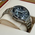 Omega Seamaster Planet Ocean 215.30.44.21.01.001 (2024) - Black dial 43 mm Steel case (7/8)