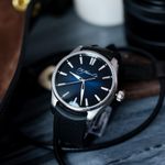 H. Moser & Cie. Pioneer 3200-1200 - (1/8)