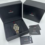 Tudor Black Bay S&G 79643-0001 - (2/8)