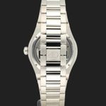 Girard-Perregaux Laureato 81010-11-131-11A (2021) - 43 mm Steel case (6/8)