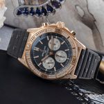 Breitling Chronomat 42 RB0134 (2023) - 42mm Roodgoud (2/8)