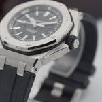 Audemars Piguet Royal Oak Offshore Diver 15703ST - (5/7)