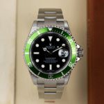 Rolex Submariner Date 16610LV (2010) - Black dial 40 mm Steel case (1/8)