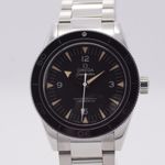 Omega Seamaster 300 233.30.41.21.01.001 (2019) - Black dial 41 mm Steel case (3/8)