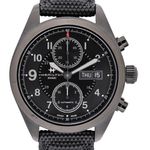 Hamilton Khaki Field H71626735 (2024) - Black dial 42 mm Steel case (1/1)