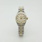 Rolex Lady-Datejust 6917 (Unknown (random serial)) - Beige dial 26 mm Gold/Steel case (2/8)