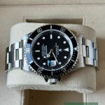 Rolex Submariner Date 16610 (1991) - Black dial 40 mm Steel case (4/7)