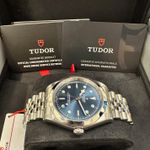 Tudor Black Bay 41 79680 (2023) - Blue dial 41 mm Steel case (2/5)