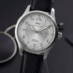 IWC Pilot Mark IW325313 (2005) - Silver dial 38 mm Steel case (3/8)