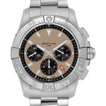 Breitling Avenger AB0147101A1A1 (2024) - Roze wijzerplaat 44mm Staal (1/3)