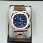 Patek Philippe Nautilus 5990/1R-001 (2024) - Blauw wijzerplaat 40mm Roségoud (6/8)