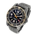 Breitling Superocean 46 U17368 (2021) - Black dial 46 mm Gold/Steel case (2/5)