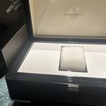 Patek Philippe Calatrava 5296G - (7/7)