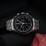 Omega Speedmaster Professional Moonwatch 310.30.42.50.01.002 (2025) - Zwart wijzerplaat 42mm Staal (1/8)