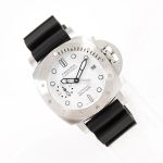 Panerai Luminor Submersible PAM02223 (2022) - White dial 42 mm Steel case (2/8)