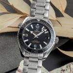Omega Seamaster Planet Ocean 215.30.40.20.01.001 (Unknown (random serial)) - Black dial 40 mm Steel case (3/8)