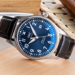 IWC Pilot Mark IW327004 (Unknown (random serial)) - Blue dial 40 mm Steel case (2/8)