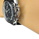 Omega Speedmaster Professional Moonwatch 310.32.42.50.01.002 (2024) - Black dial 42 mm Steel case (5/8)