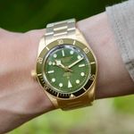 Tudor Black Bay Fifty-Eight 79018V (2025) - Bruin wijzerplaat 39mm Geelgoud (2/8)