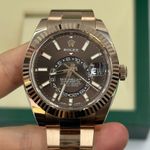 Rolex Sky-Dweller 326235 (2022) - Bruin wijzerplaat 42mm Roségoud (6/8)