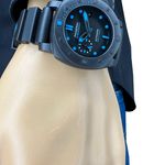 Panerai Luminor Submersible PAM00960 (2024) - Black dial 42 mm Carbon case (3/8)